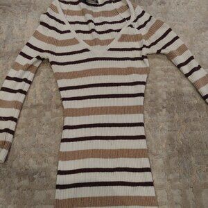 Y2K Bebe deep v-neck shirt size XS